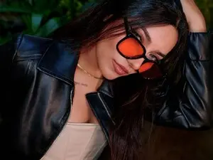 Sex Chat with Arianaa - Myfreecams