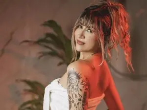 Free Porn Cam with AriJhonnson - Myfreecams