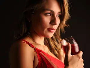 Watch Live Sex Cams with Aina_pink - Myfreecams