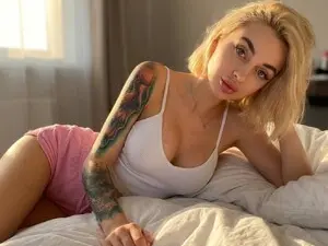 Live Porn with YourLizzyDoll - Myfreecams