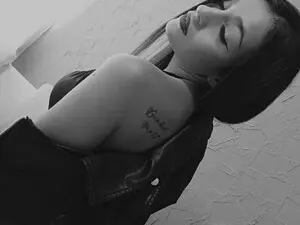 Free Live Porn with CamilleDucan - Myfreecams