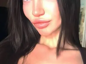 Live Sex Cam with EvilMuse - Myfreecams