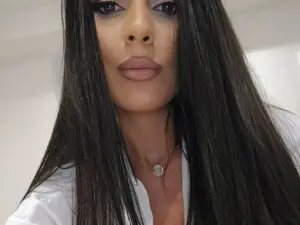 Private Sex Chat with Rose4Lucy - Myfreecams
