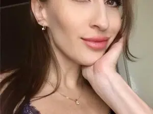 Sex Chat with YourLittleDream - Myfreecams