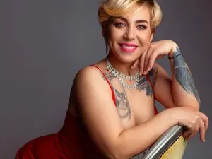 Best live sex cam show with HalseySmith - Myfreecams