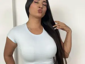 Sex Chat with Hanna_milano - Myfreecams