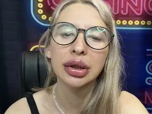 Live Sex Cam with Kerakiss877 - Myfreecams