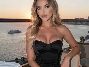 Best live sex cam show with GoddessMaya - Myfreecams