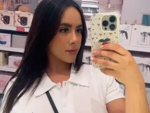 Live Sex Cam with Sabrina_geek1 - Myfreecams