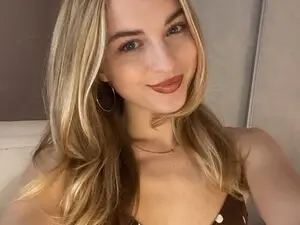 Best live sex cam show with AlienGirl - Myfreecams