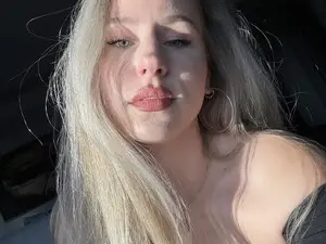 Free Porn Cam with HayleeX - Myfreecams