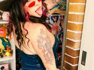 Free Live Porn with medakawaiii - Myfreecams