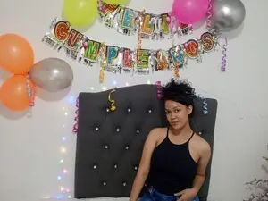 Sex Chat with Miss_curly - Myfreecams