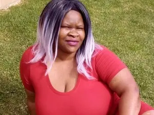 Adult Webcams with Sweetnozie - Myfreecams