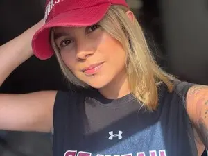 Nude Webcam with Bella_Davne - Myfreecams