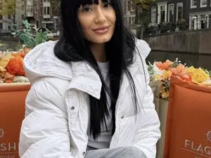 Sex Cam with HollyMollyyy - Myfreecams