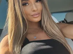 Best live sex cam show with Anneexx - Myfreecams