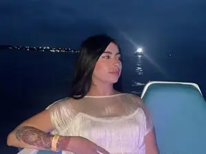 Live Sex with Mairerf - Myfreecams