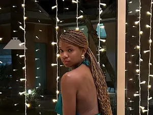 Live Sex with SerenityPoisi - Myfreecams