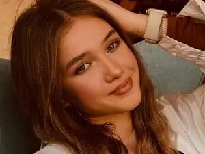 Watch Live Sex Cams with Beatrizz - Myfreecams