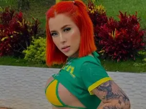 Watch Live Sex Cams with MadelineFox - Myfreecams