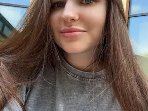 Live Sex Cam with MarcyBB - Myfreecams