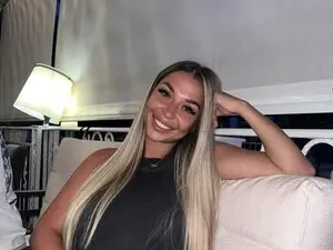 Adult Webcam with Assmerising - Myfreecams