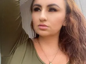 Live Porn with Mia_lourence - Myfreecams