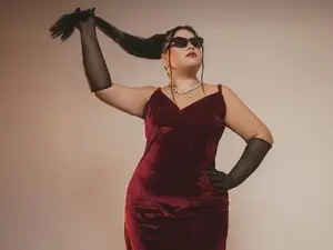 Nude Webcam with MadamAgathaa - Myfreecams