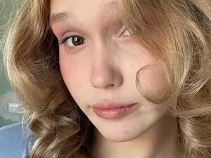 Live Sex with AdelineCrash - Myfreecams