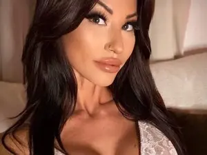 Best Webcam with FitKira - Myfreecams