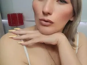 Live Sex Cam with SHAYRA_ - Myfreecams