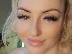 Free Porn Cam with NADINNNE - Myfreecams