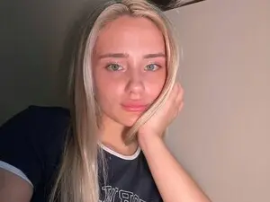 Free Porn Cam with Zirelyn - Myfreecams