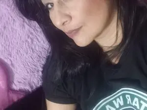 Free Porn Cam with Kimytits - Myfreecams