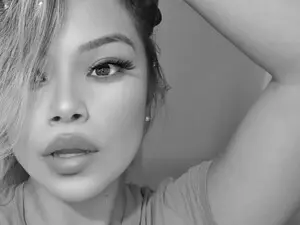 Sex Chat with RenataFih0or_ - Myfreecams