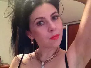 Adult Webcam with Delicecatmyau - Myfreecams