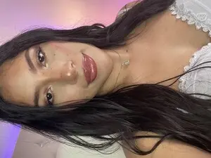 Adult Webcam with Daniela_Henao - Myfreecams