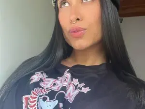 Live Sex Cam with Amyharlow - Myfreecams