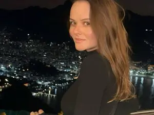 Best live sex cam show with Magic_bunnyy - Myfreecams