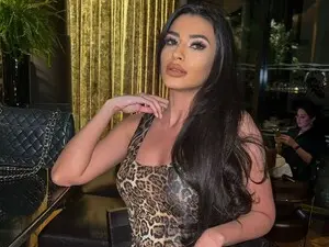 Sex Cam with Naila_777 - Myfreecams