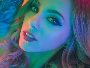 Private Sex Chat with AstridLuxe - Myfreecams