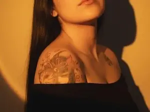 Adult Webcams with AilynRed - Myfreecams