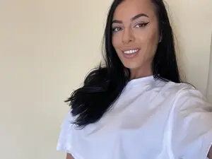 Live Sex with KatyeRave - Myfreecams