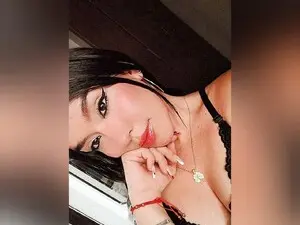 Adult Webcam with Ariana_Velvet - Myfreecams