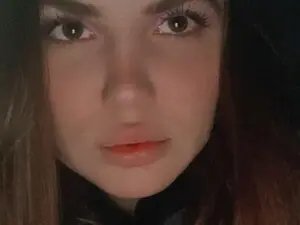 Live Sex Cam with MissisRo - Myfreecams