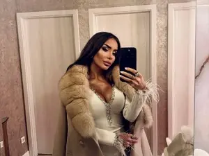 Watch Live Sex Cams with Akira10 - Myfreecams