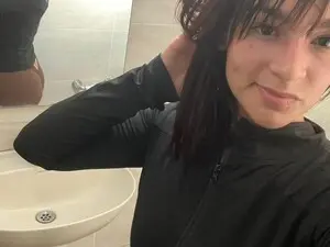 Nude Webcam with Bella_Rouse9 - Myfreecams