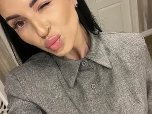 Free Porn Cam with MiraWonder - Myfreecams