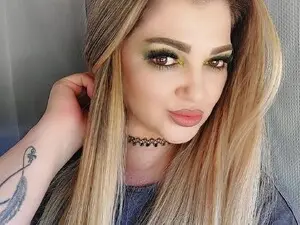 Nude Webcam with Katrinaa_ - Myfreecams